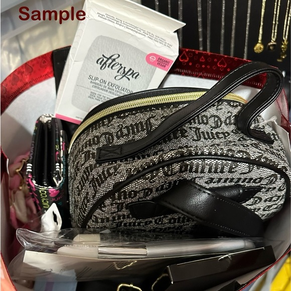 mystery bag bundle - Picture 3 of 12